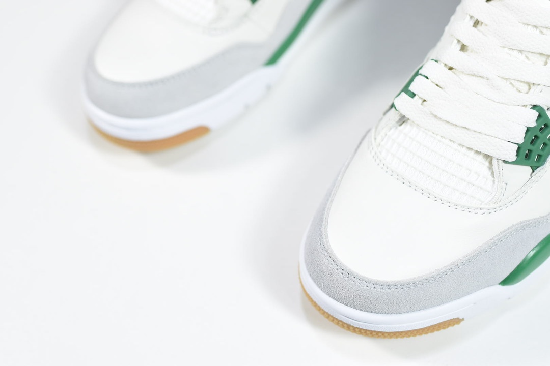 Jordan 4 Retro SB Pine Green DR5415-103
