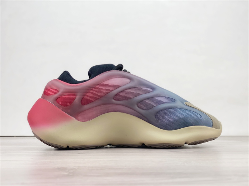 Yeezy 700 V3 Fade Carbon GW1814