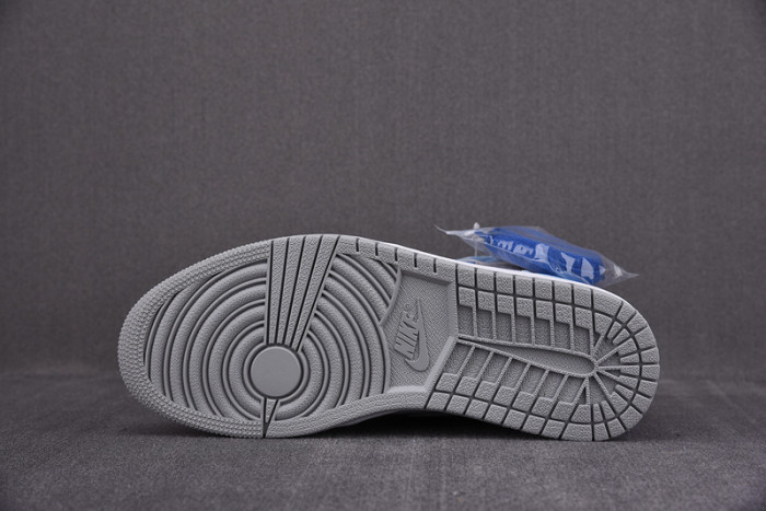 Air Jordan 1 High OG Hyper Royal 555088-402