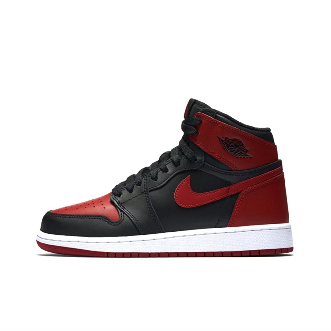 Air Jordan 1 Retro High OG Banned 2016 555088-001