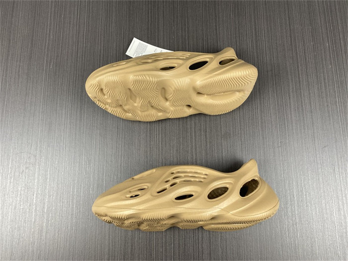 ADIDAS YEEZY Foam RNNR Ochre GW3354