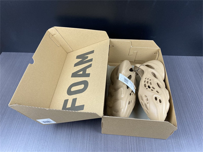 ADIDAS YEEZY Foam RNNR Ochre GW3354