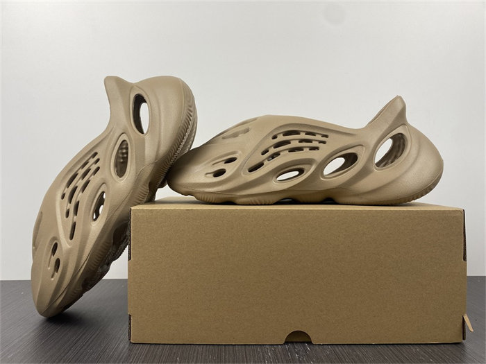 ADIDAS YEEZY Foam RNNR Mist GY6774