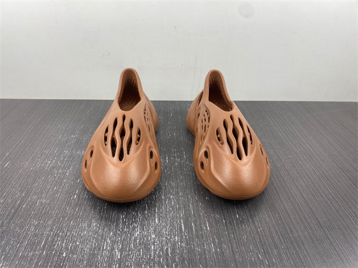 adidas Yeezy Foam RNNR Flax HP5335