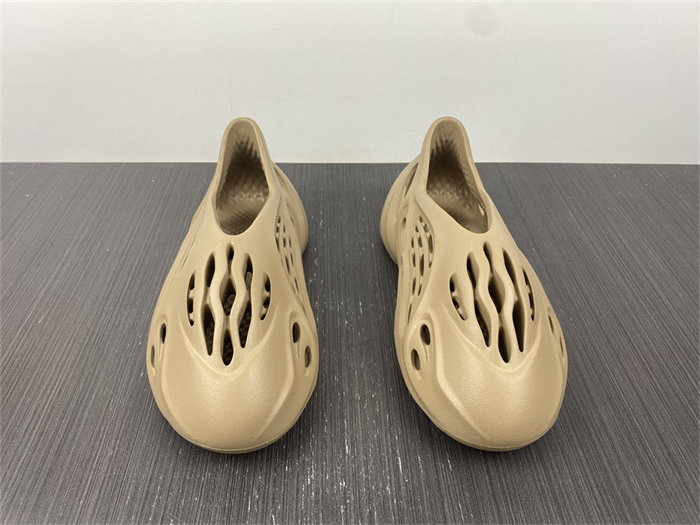 ADIDAS YEEZY Foam RNNR Mist GY6774