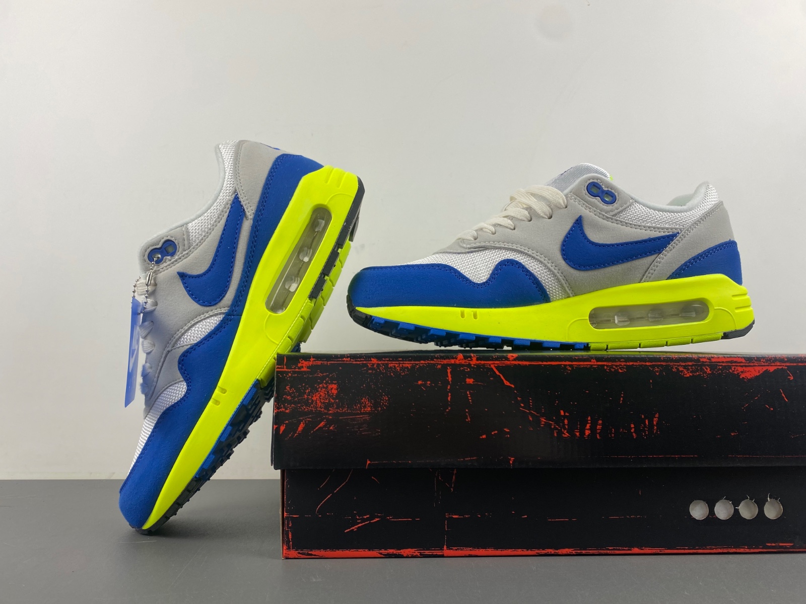 AIR MAX 1 '86 OG 'BIG BUBBLE - AIR MAX DAY'  HF2903-100