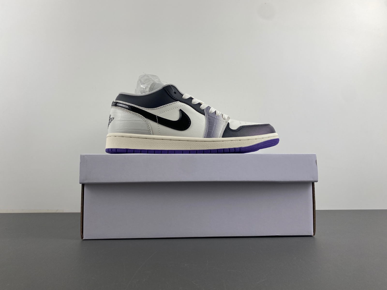 Air Jordan 1 Low SE 'Punk Rock' HF5759-101
