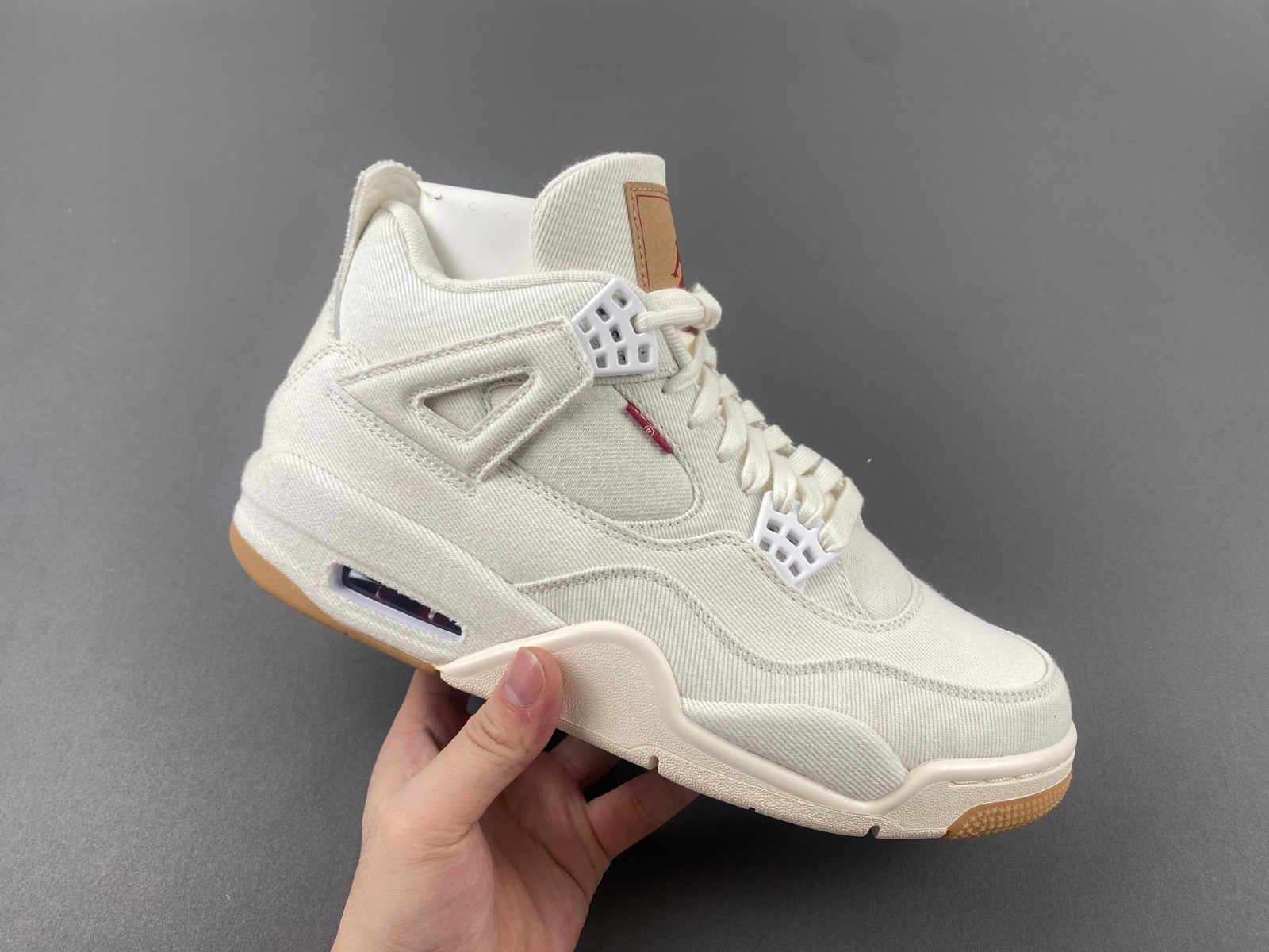 Levis x air jordan 4 white denim AO2571-100