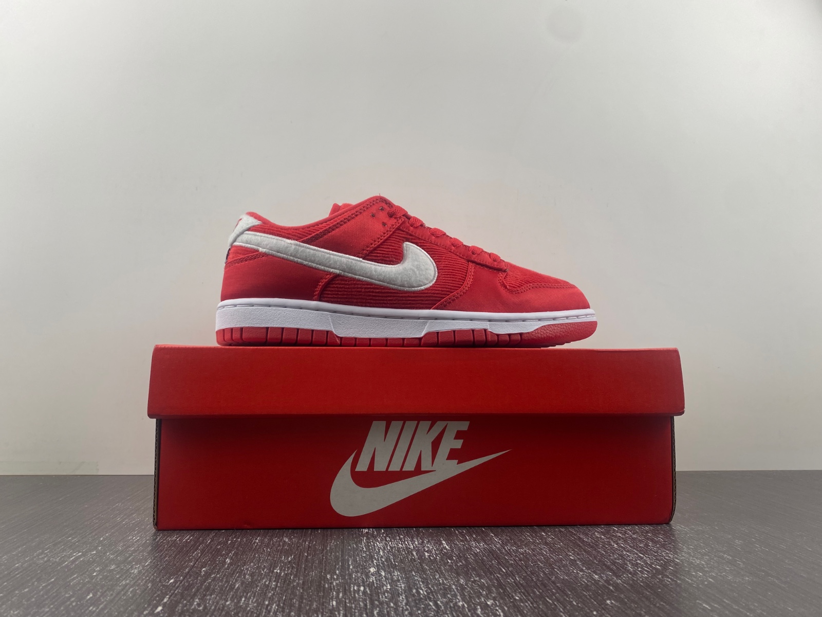 Nike Dunk Low GS “Valentine's Day”