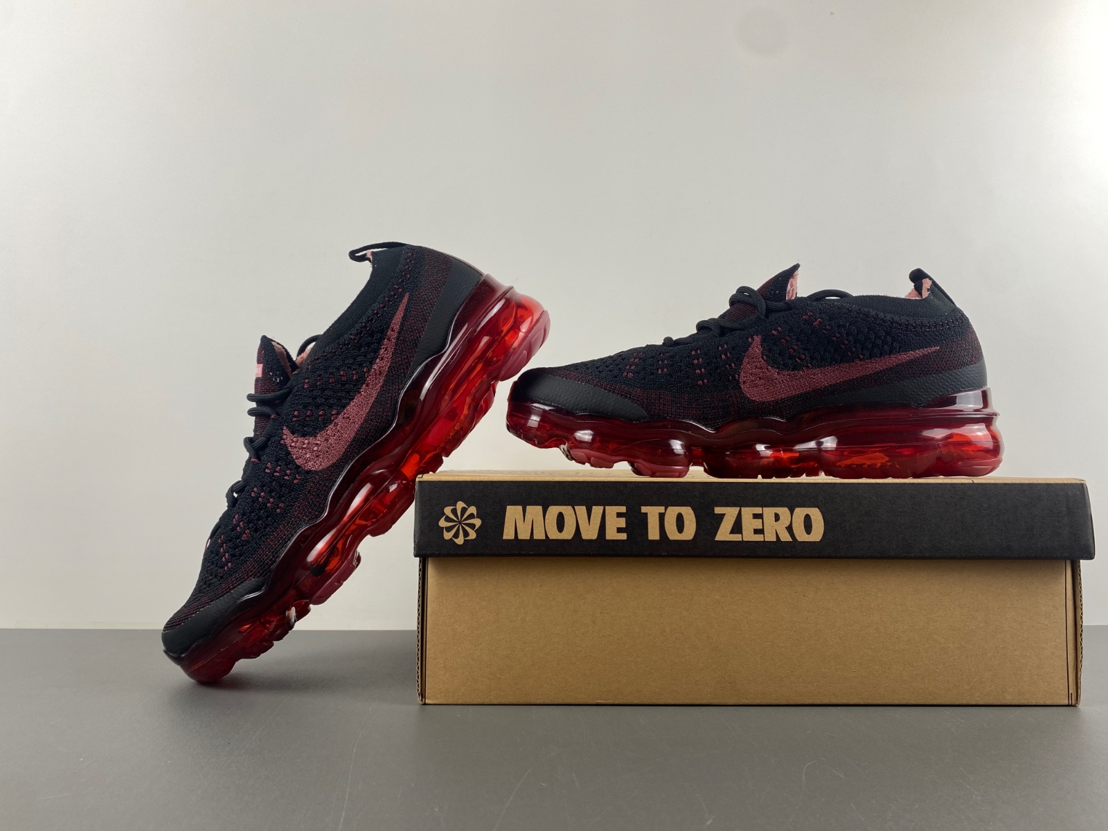 Nike VaporMax 2023 Flyknit 'Black Red' DV1678-005