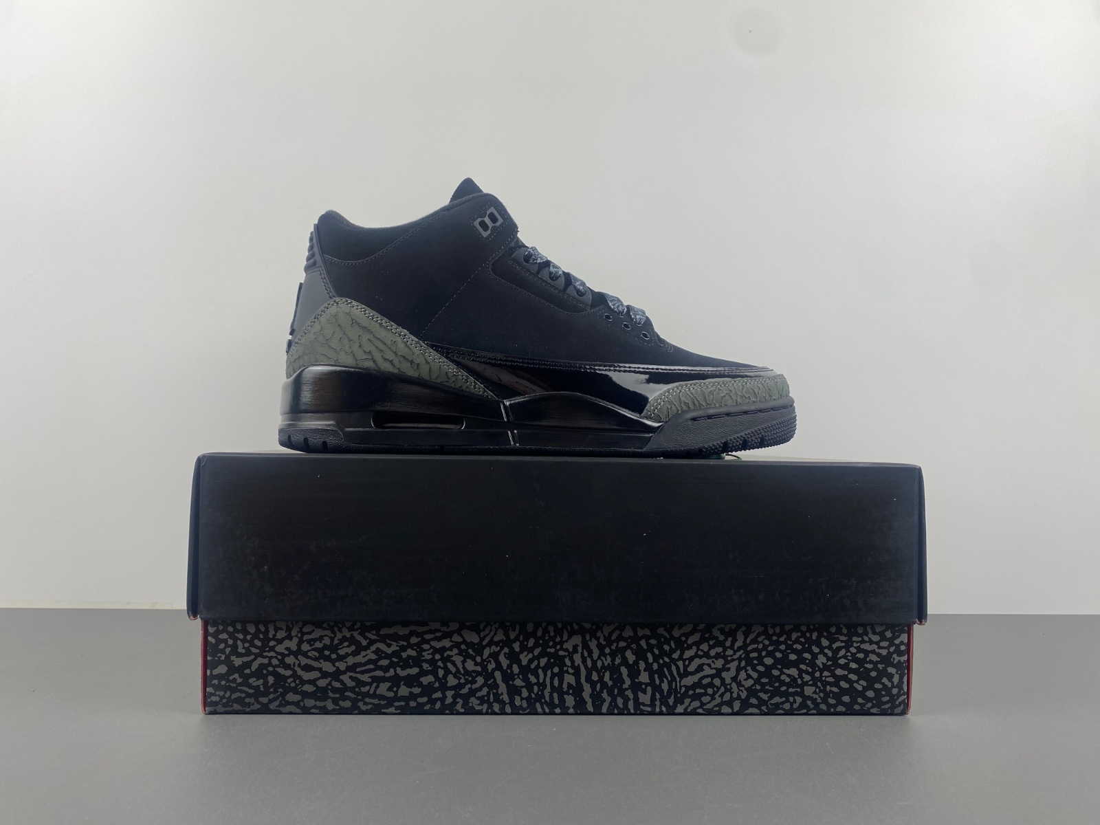Air Jordan 3 Black Cat CK9246-168