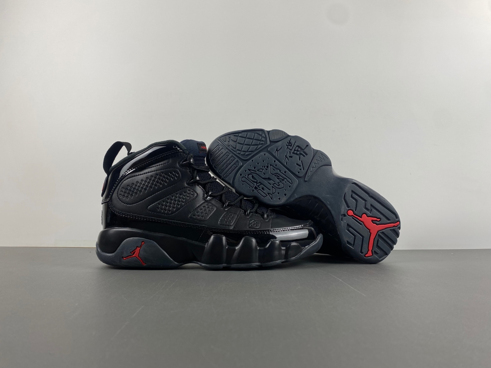 Air Jordan 9 Retro Bred 302370-014