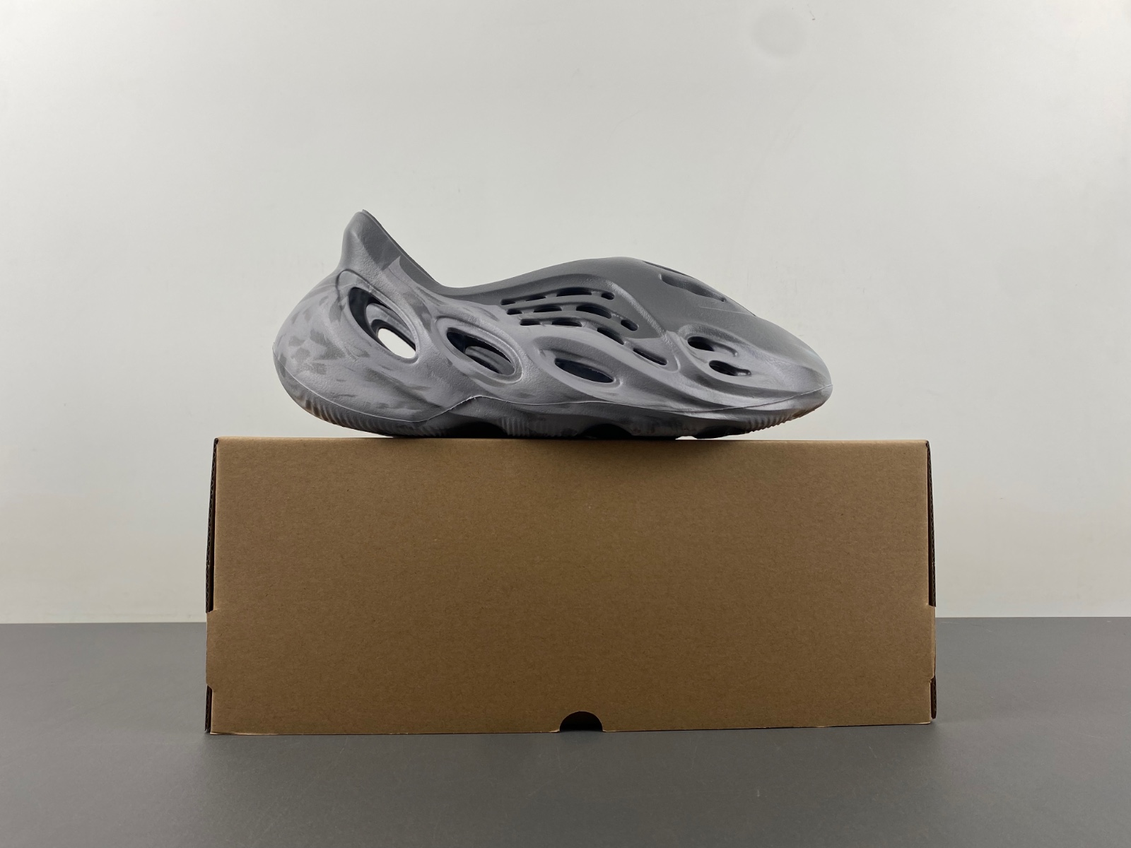 YEEZY FOAM RUNNER MX 