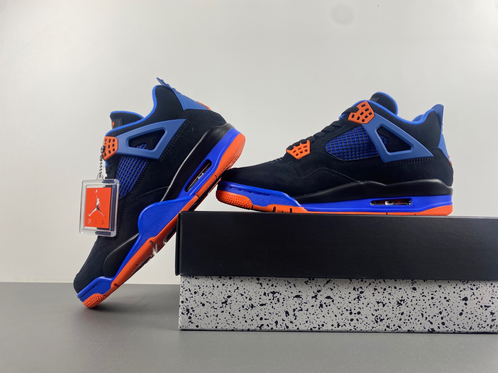 Nike Air Jordan 4 Retro Cavs 308497-027
