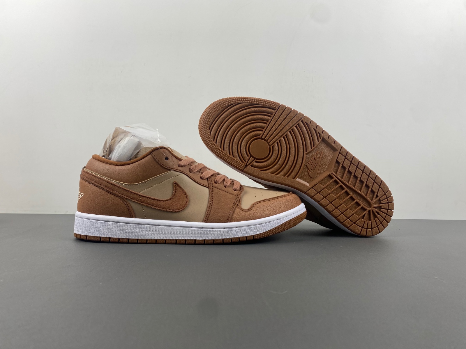 Air Jordan 1 “Legend Coffee”