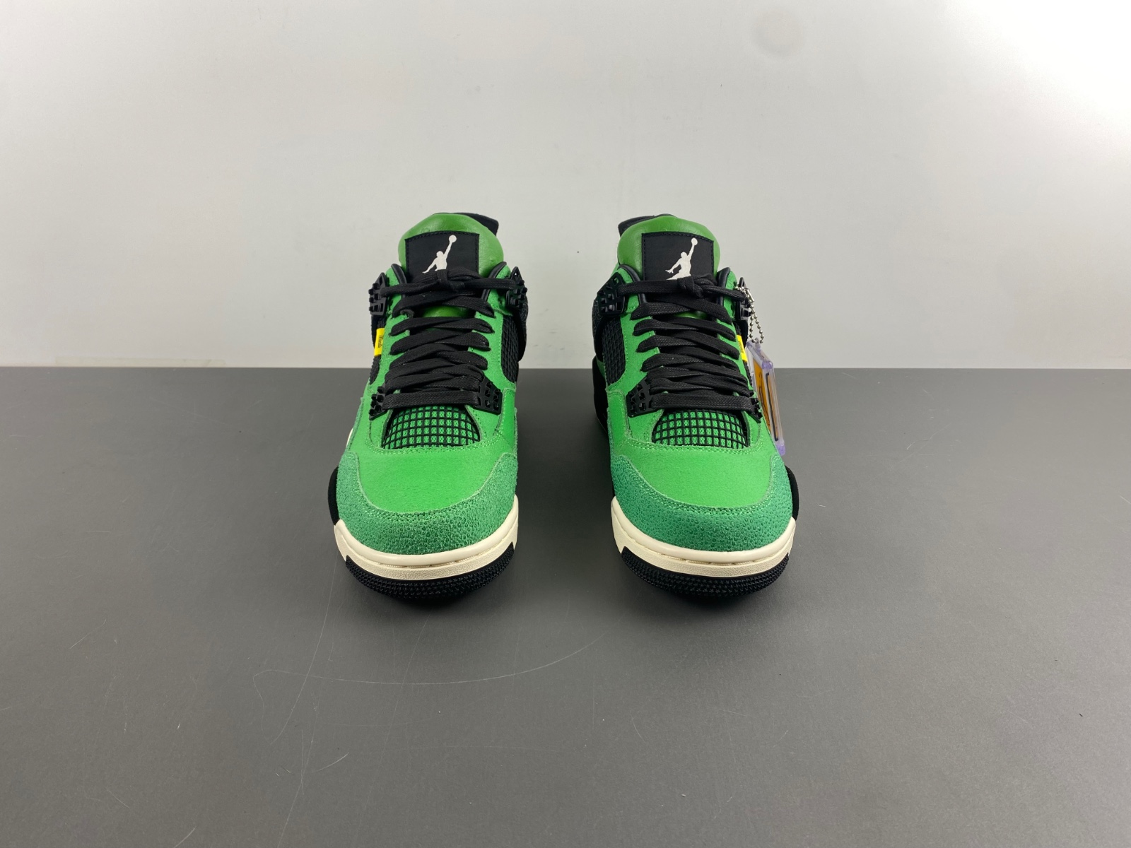 Air Jordan 4 Retro 'Manila'