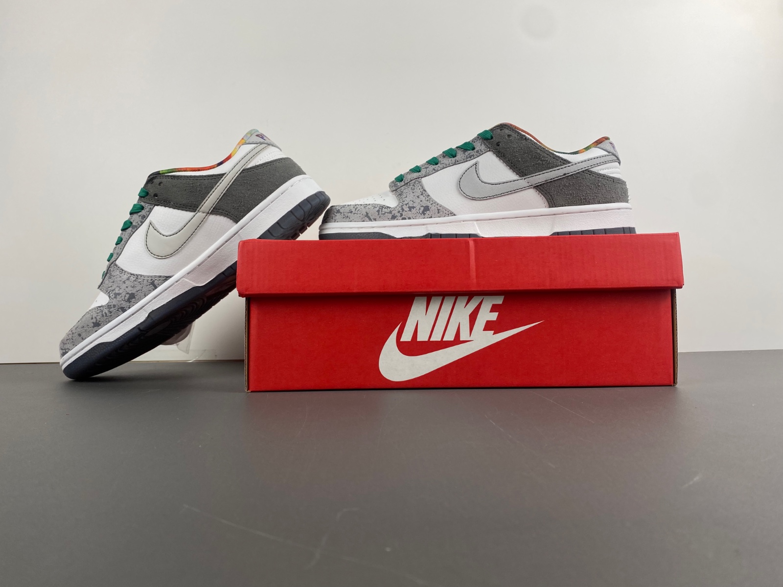 Nike Dunk Low Premium 'Philly'  HF4840-068