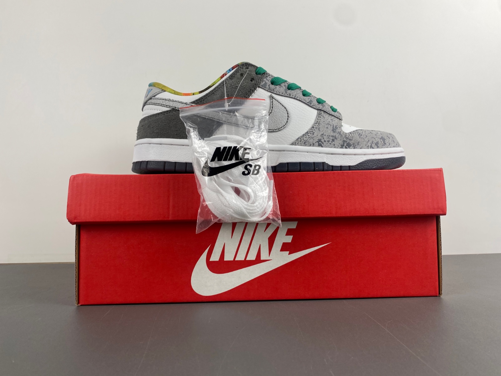 Nike Dunk Low Premium 'Philly'  HF4840-068