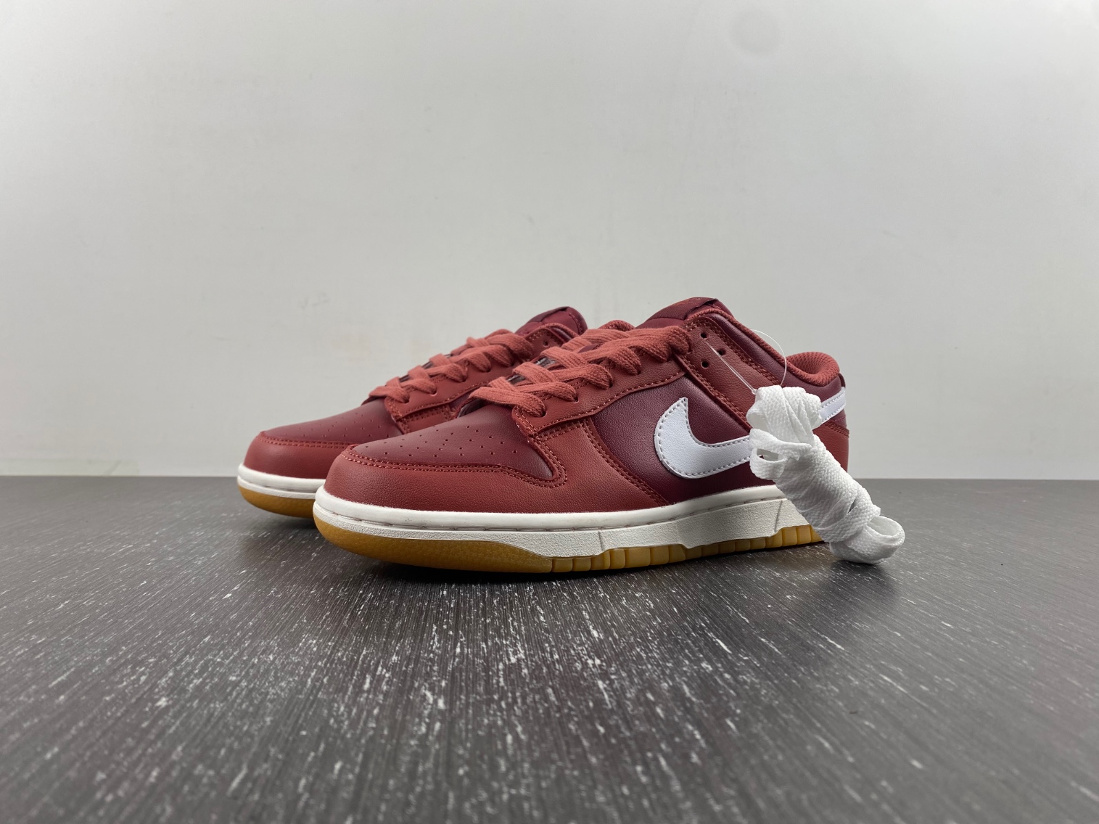 Nike Dunk Low “Desert Berry”  DD1503-603