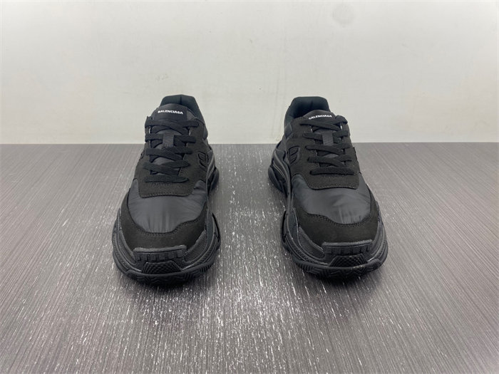 BALENCIAGA 710157 W3CU1 1000