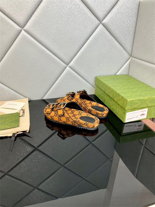 Gucci Slipper
