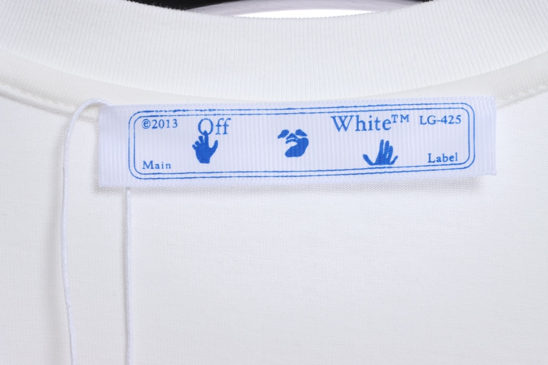 OW logo red graffiti arrow skull short sleeves