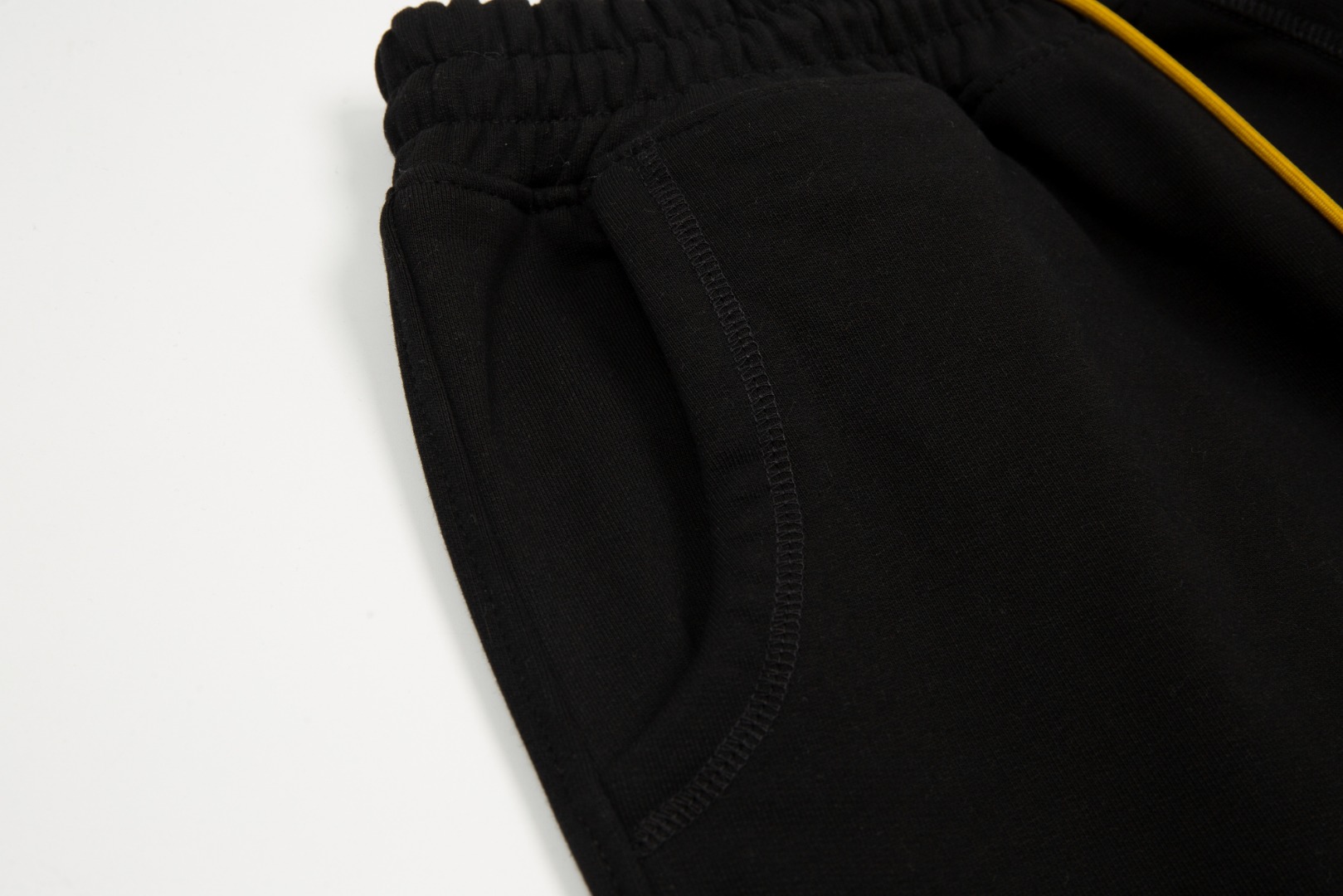 Rhud3 2023ss men's and women's classic 4-color mother flower shorts