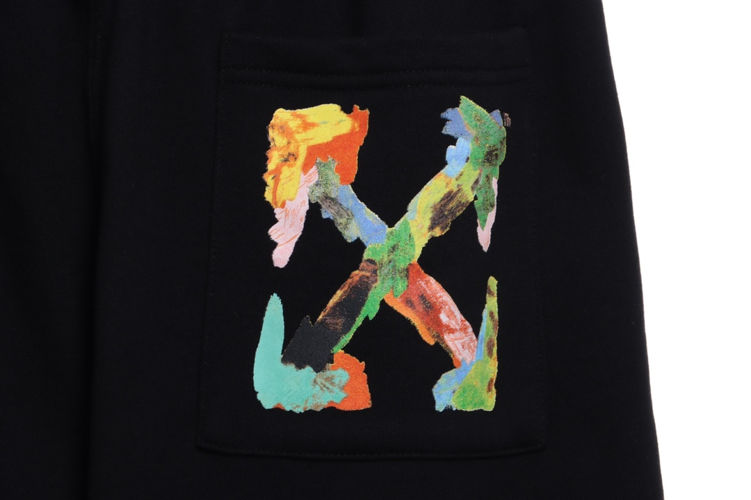 OW ink hand-painted graffiti arrow shorts