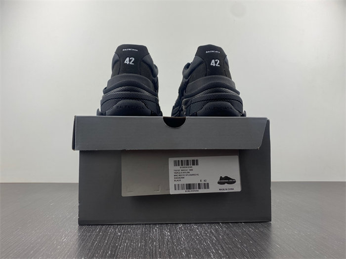 BALENCIAGA 710157 W3CU1 1000