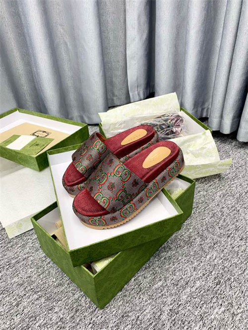 Gucci Slipper