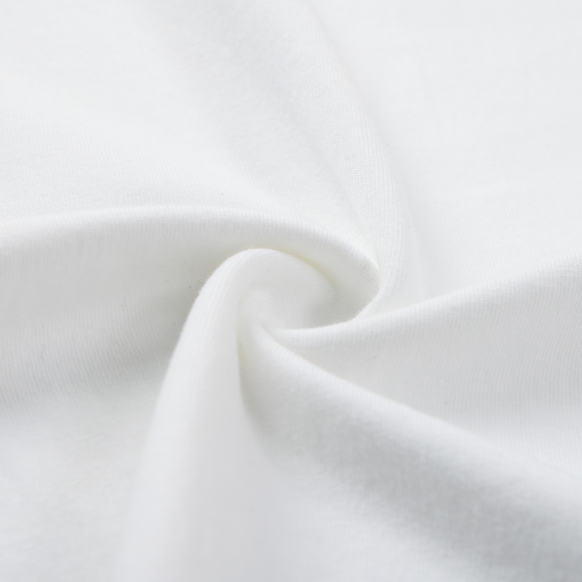 N0ah New  cross front and back LOGO short sleeves