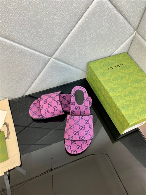 Gucci Slipper