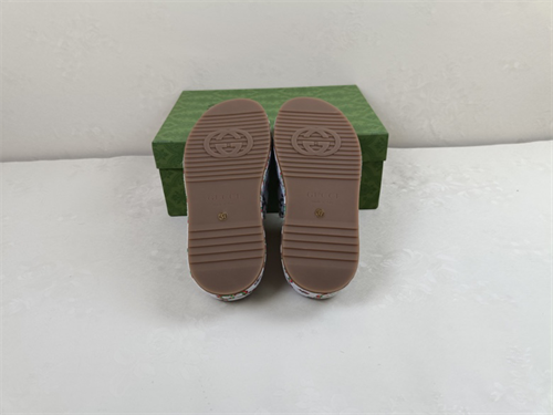 Gucci Slipper