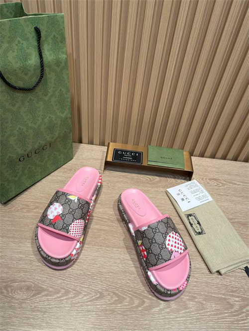 Gucci Slipper