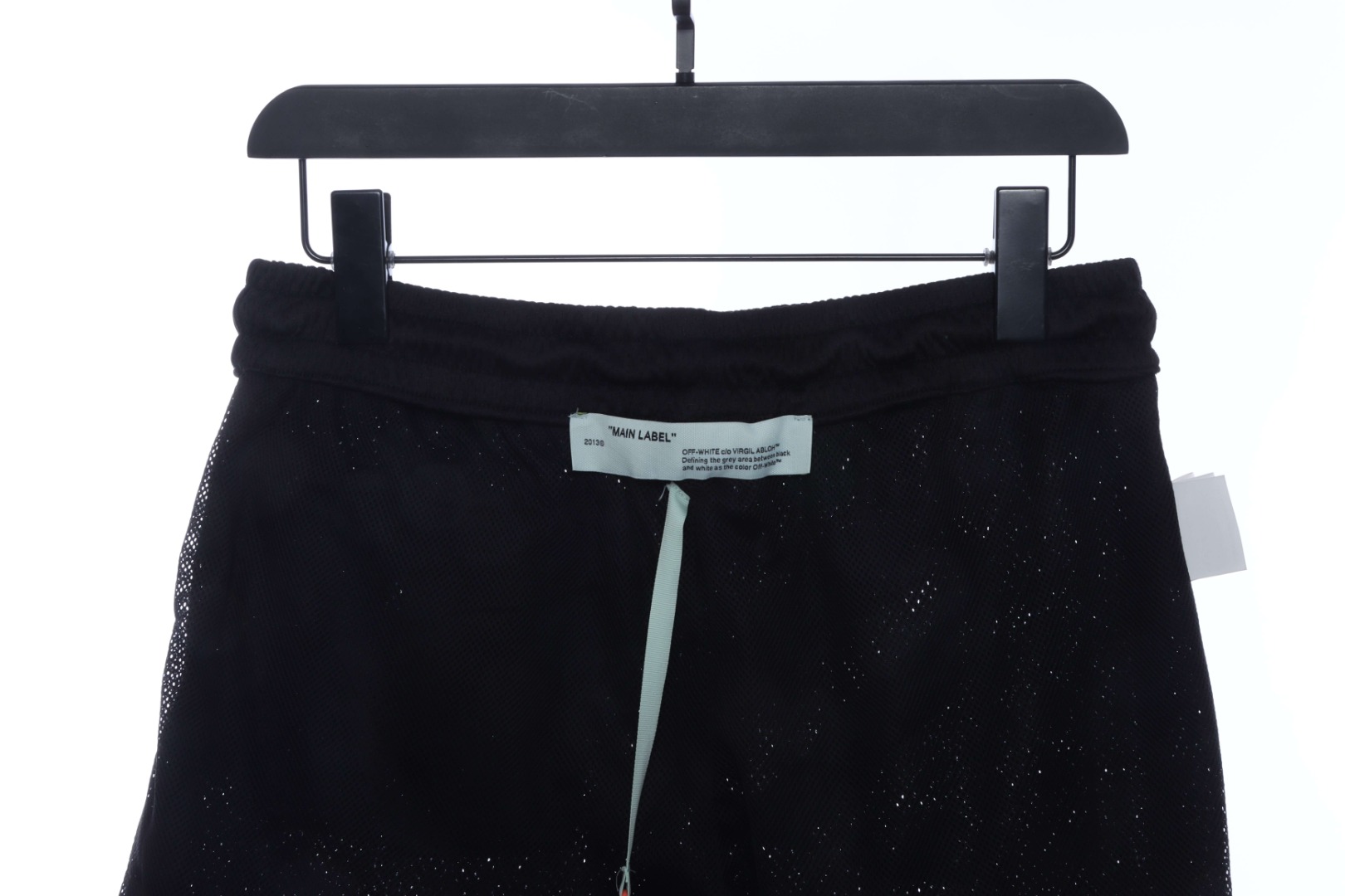 OW logo twill printed shorts