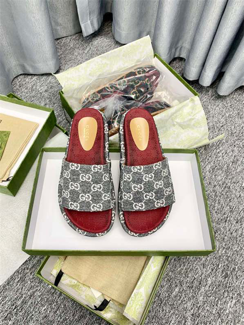 Gucci Slipper