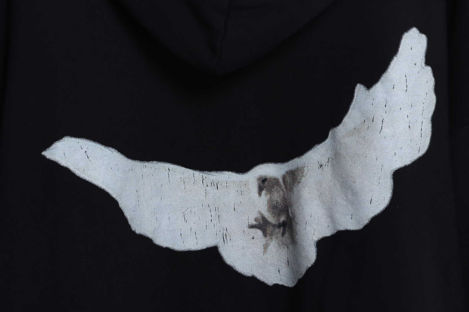 BA1ENC1AGAxGAPxYEEZY Tripartite Peace Dove Hoodie