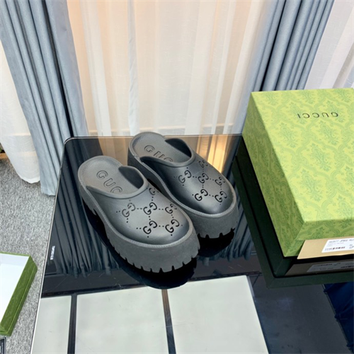 Gucci Slipper
