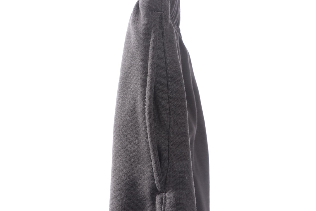 FOG  Eighth Season Flocked Print Letter Shorts