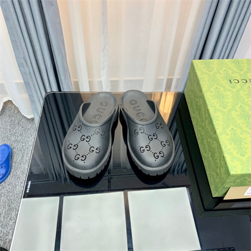 Gucci Slipper