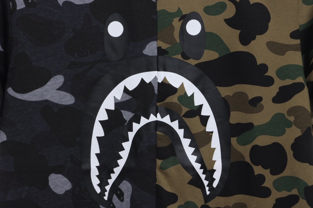 BAPE color matching camouflage shark mouth print short sleeves