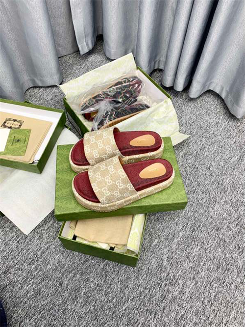Gucci Slipper