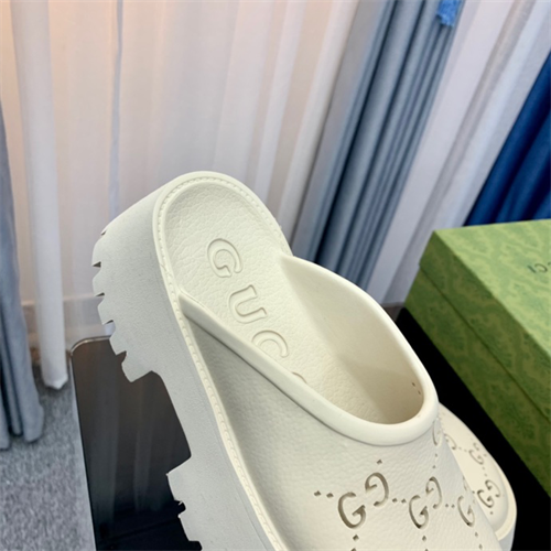 Gucci Slipper