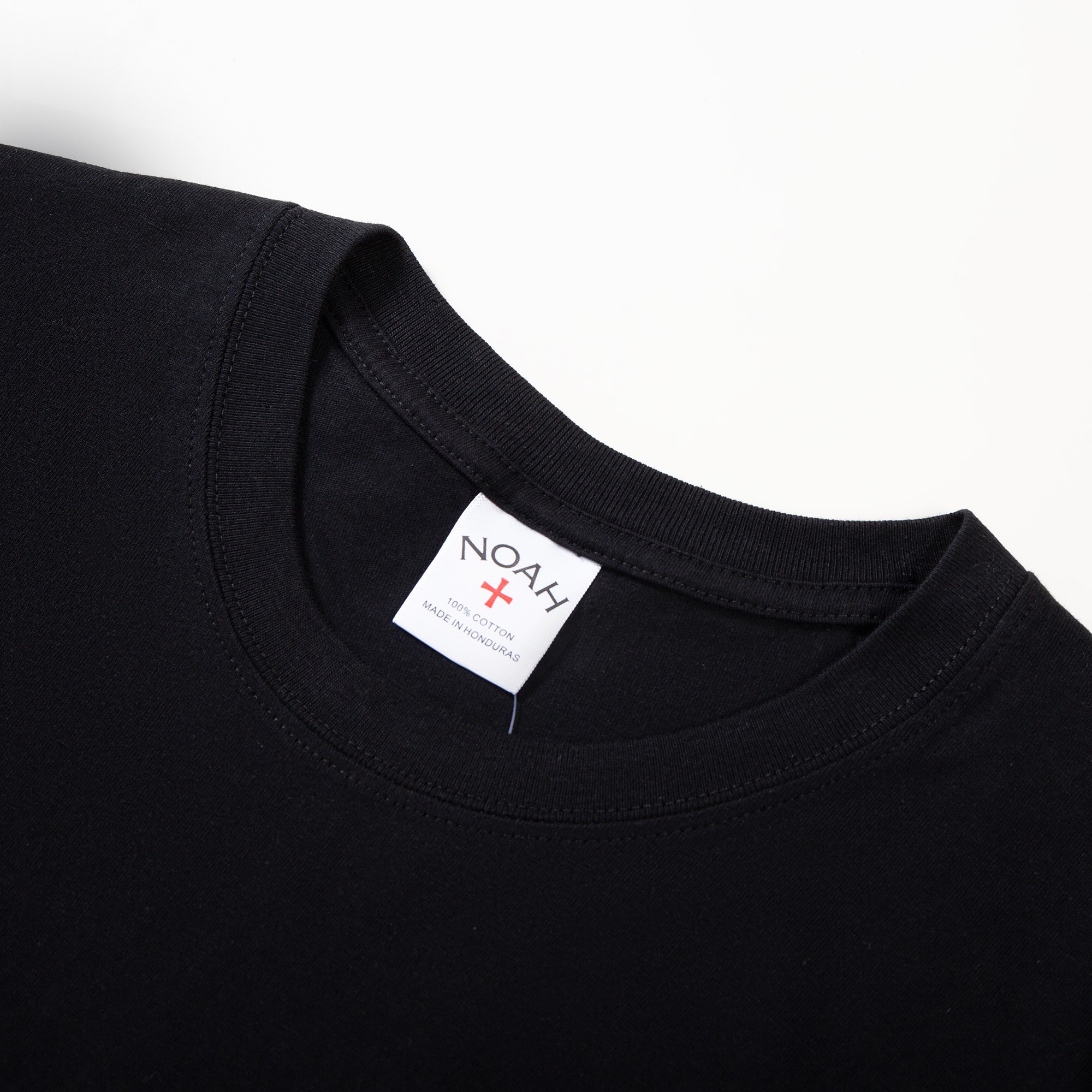 N0ah  Tuna Japan limits short sleeves