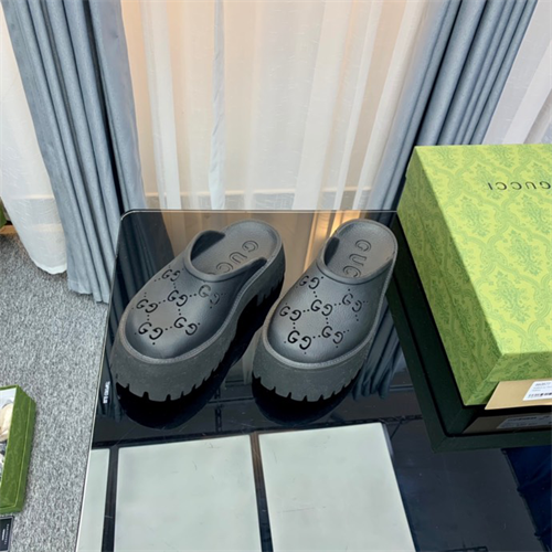Gucci Slipper