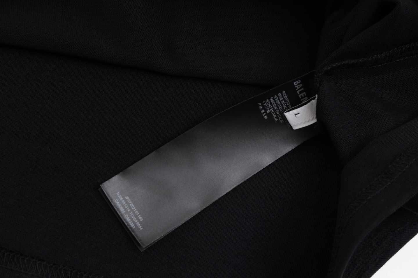 Balancig* multi-element logo shirt 2024