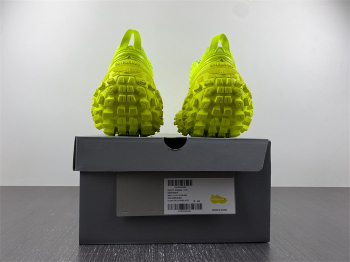 Balenciaga Defender 685611W2RAB7510