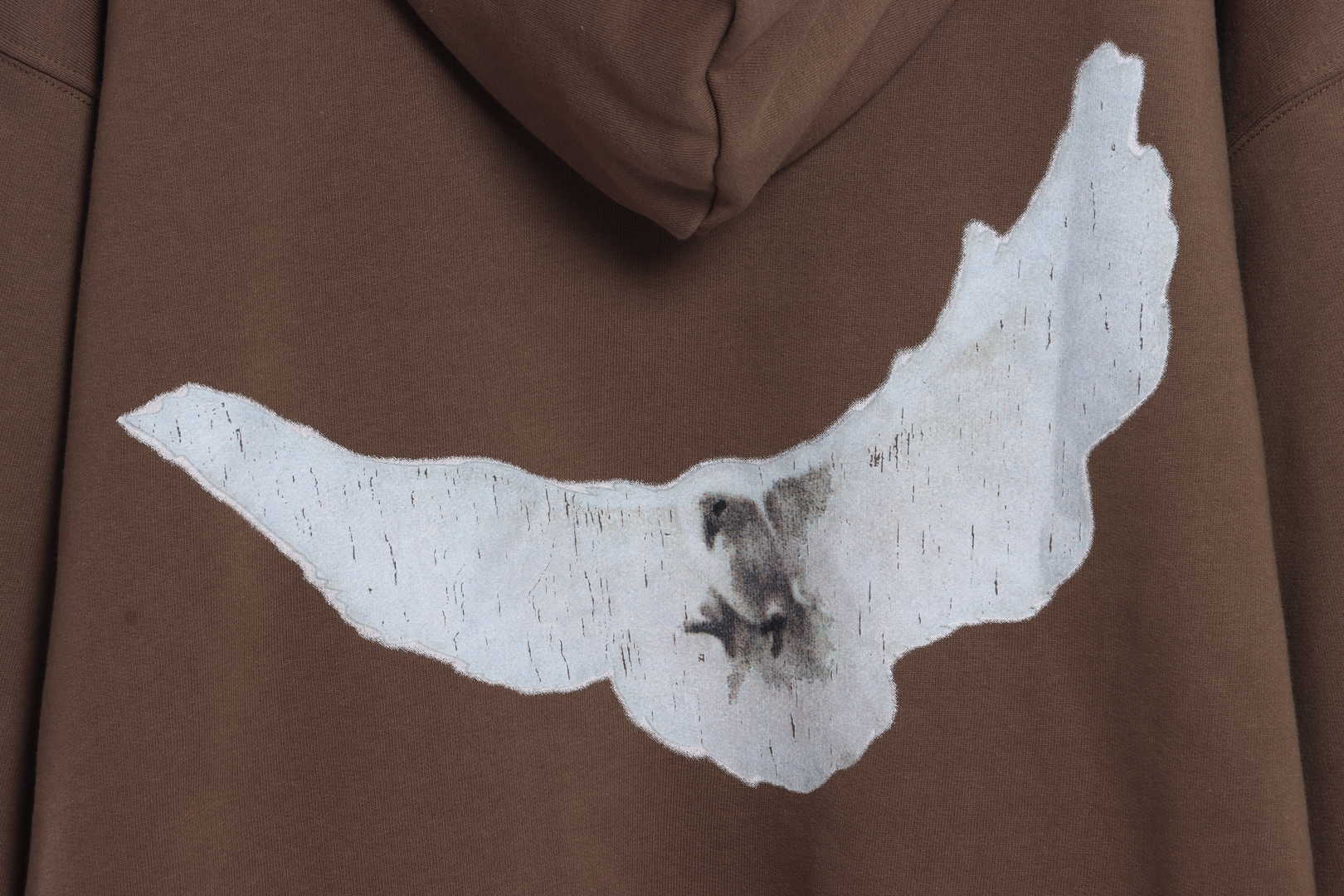 BA1ENC1AGAxGAPxYEEZY Tripartite Peace Dove Hoodie