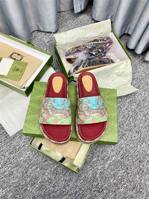 Gucci Slipper