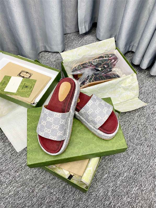 Gucci Slipper
